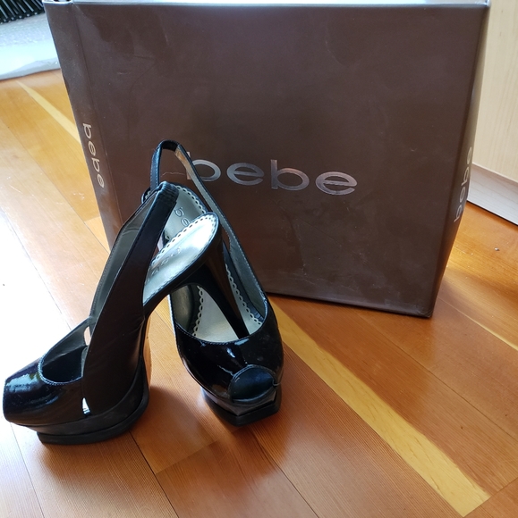 Bebe Black Patent Leather Slingback heels sz 6 - Picture 3 of 8